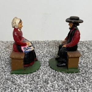 Amish Quaker Husband & Wife Painted Cast Iron Bookends Man Woman